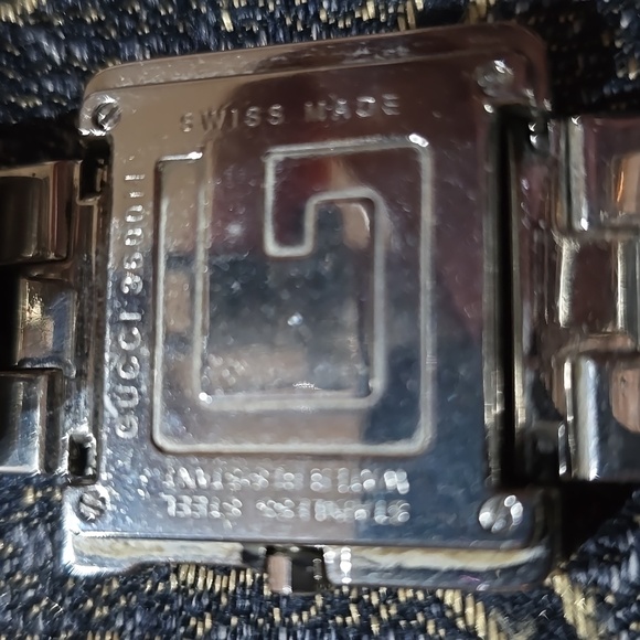 Gucci Silver Men's Watch - Picture 5 of 5